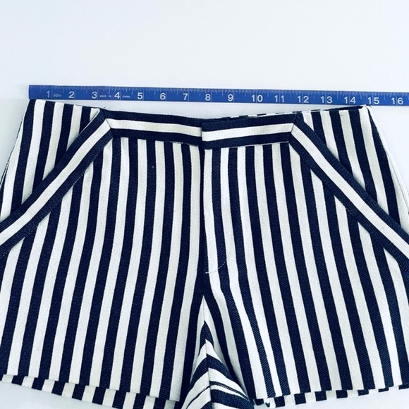 ZARA High Rise Horizon Striped Linen Shorts - Picture 4 of 9